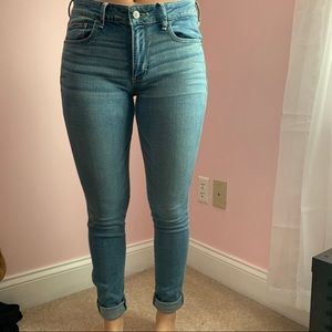 Abercrombie & Fitch Light Denim Jeans